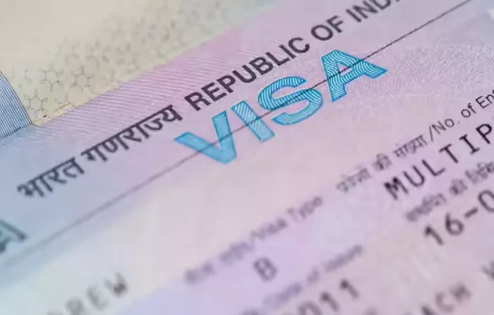 केंद्र सरकार ने वीजा और आव्रजन सेवा आधुनिकीकरण योजना की अवधि 5 साल के लिए बढ़ा दी है, जिससे सेवाओं को और बेहतर बनाने में मदद मिलेगी।