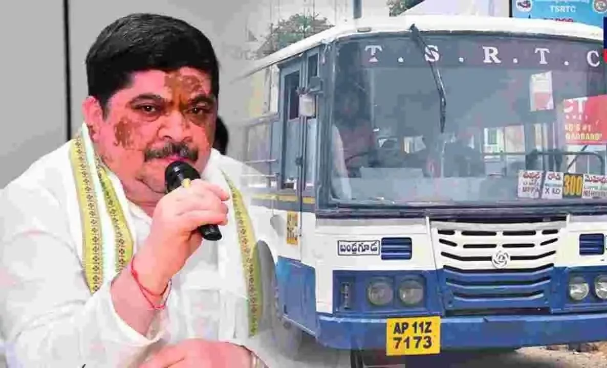 तेलंगाना में महिला स्वयं सहायता समूहों के माध्यम से 350 बसें जल्द शुरू होंगी, जिससे रोजगार और सशक्तिकरण को बढ़ावा मिलेगा।