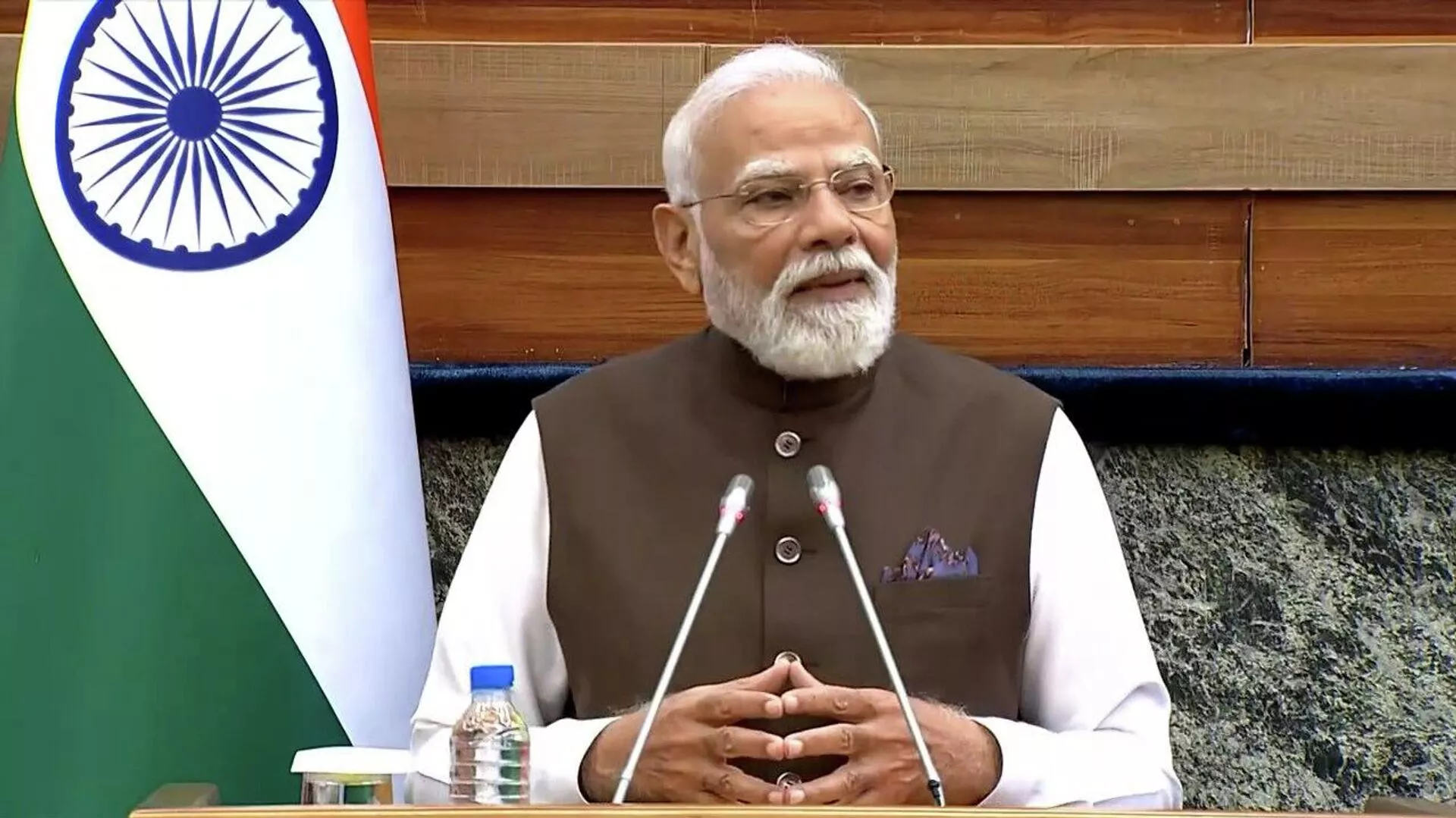 मोदी ने पश्चिम एशिया संकट पर भारत की तैयारी बताई