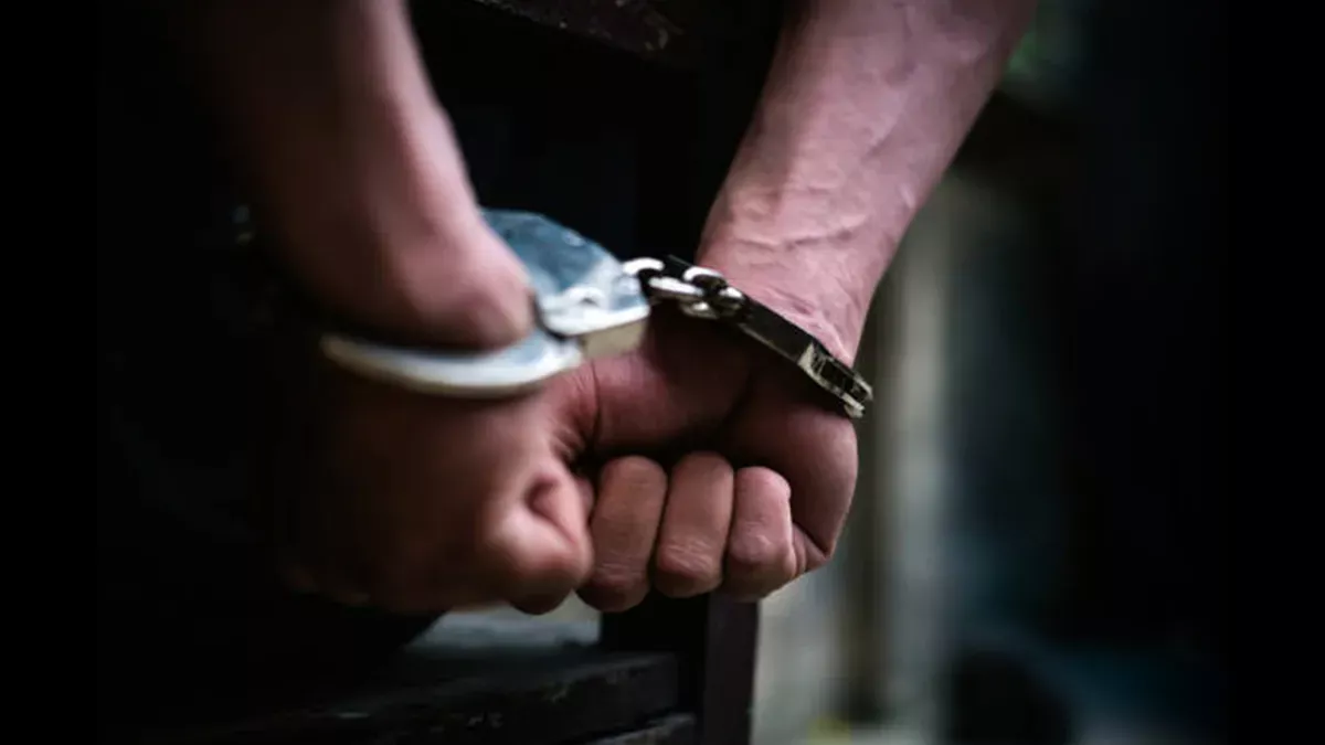 पुलिस जांच के दौरान घटनास्थल का दृश्य