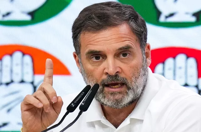 स्मार्ट सिटी मिशन पर राहुल का हमला घोषणाएं बड़ी, जवाबदेही शून्य का आरोप केंद्र सरकार की कार्यशैली पर उठे सवाल