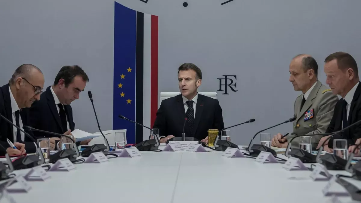 हम भी परमाणु बम बनाएंगे  फ्रांस के राष्ट्रपति मैक्रों का बड़ा ऐलान