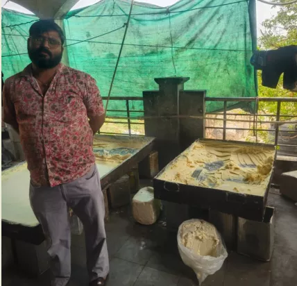 हैदराबाद में मिलावटी फेनी फैक्ट्री का भंडाफोड़, व्यापारी गिरफ्तार