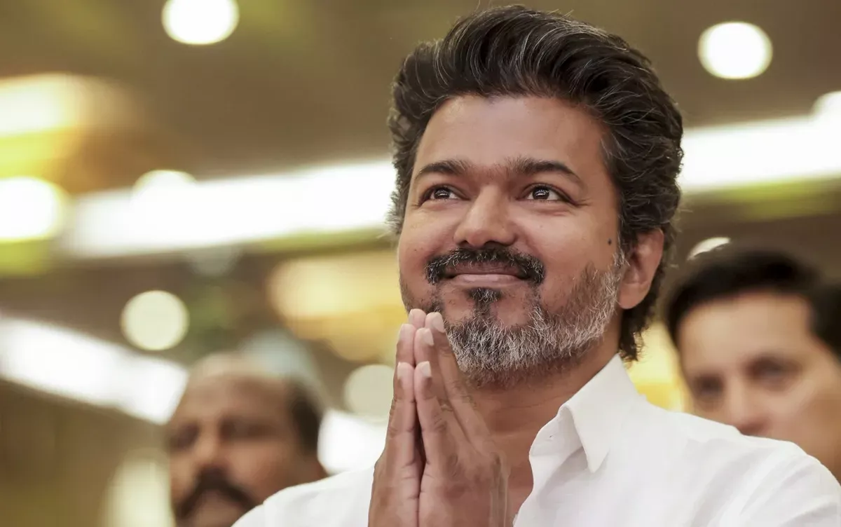 महिलाओं को शादी के लिए सोना देंगे विजय