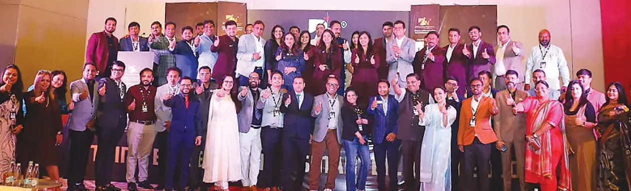 कॉन्क्लेव में उद्योगपतियों की पैनल चर्चा