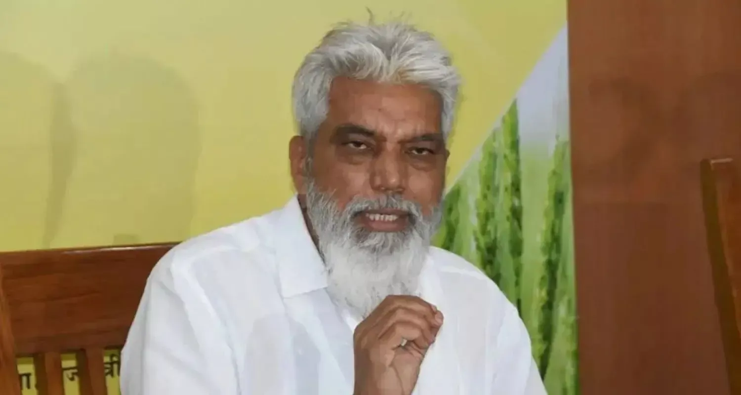 महाराष्ट्र: मराठी पढ़ाई न करने वाले स्कूलों पर सख्त कार्रवाई