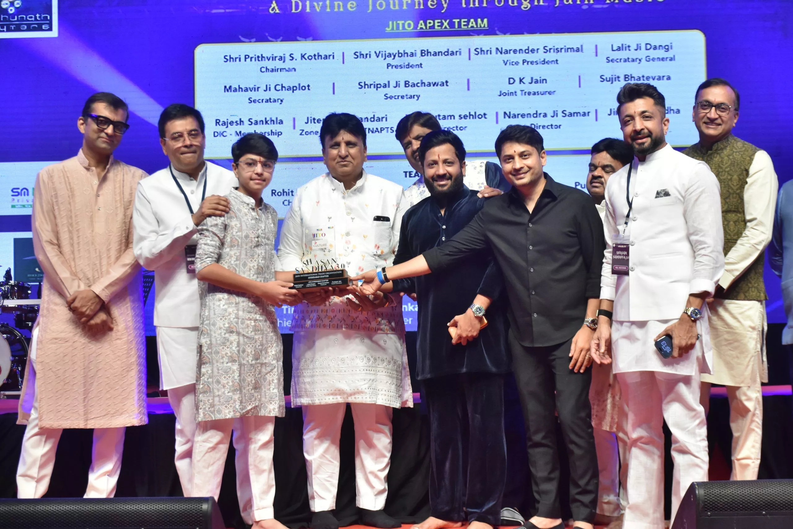 शासन संध्या 3.0 में भक्ति भजनों की प्रस्तुति