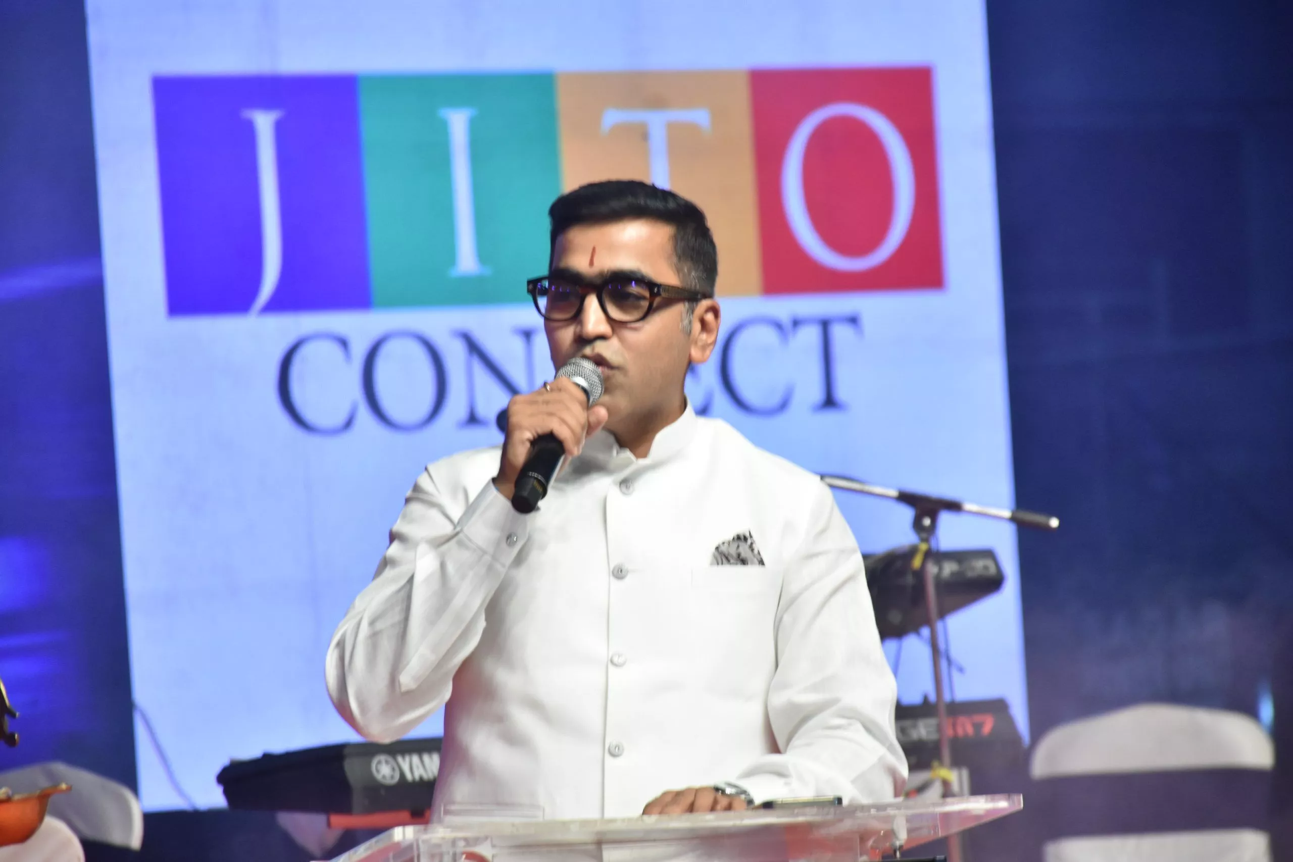 शासन संध्या 3.0 में भक्ति भजनों की प्रस्तुति