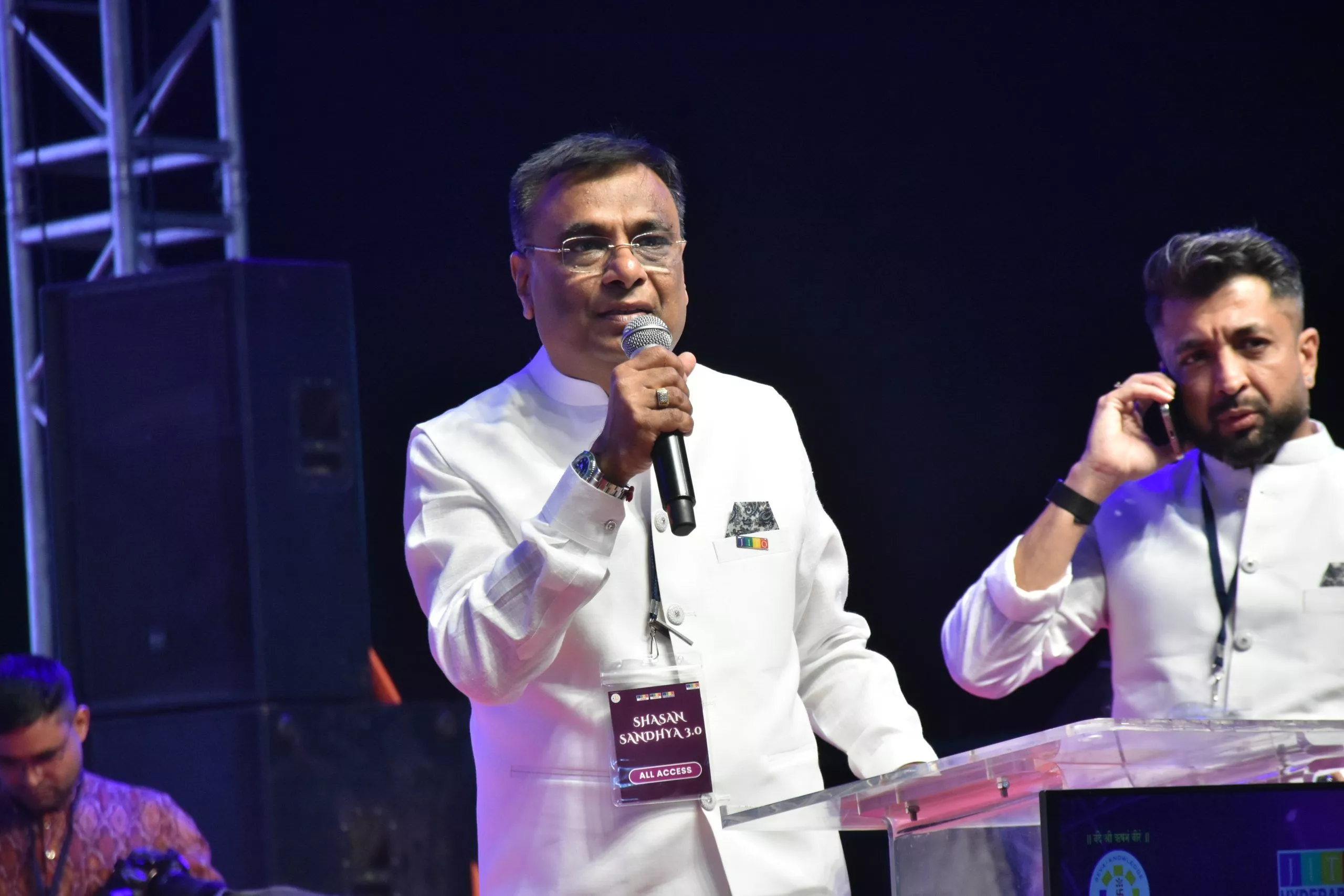 शासन संध्या 3.0 में भक्ति भजनों की प्रस्तुति