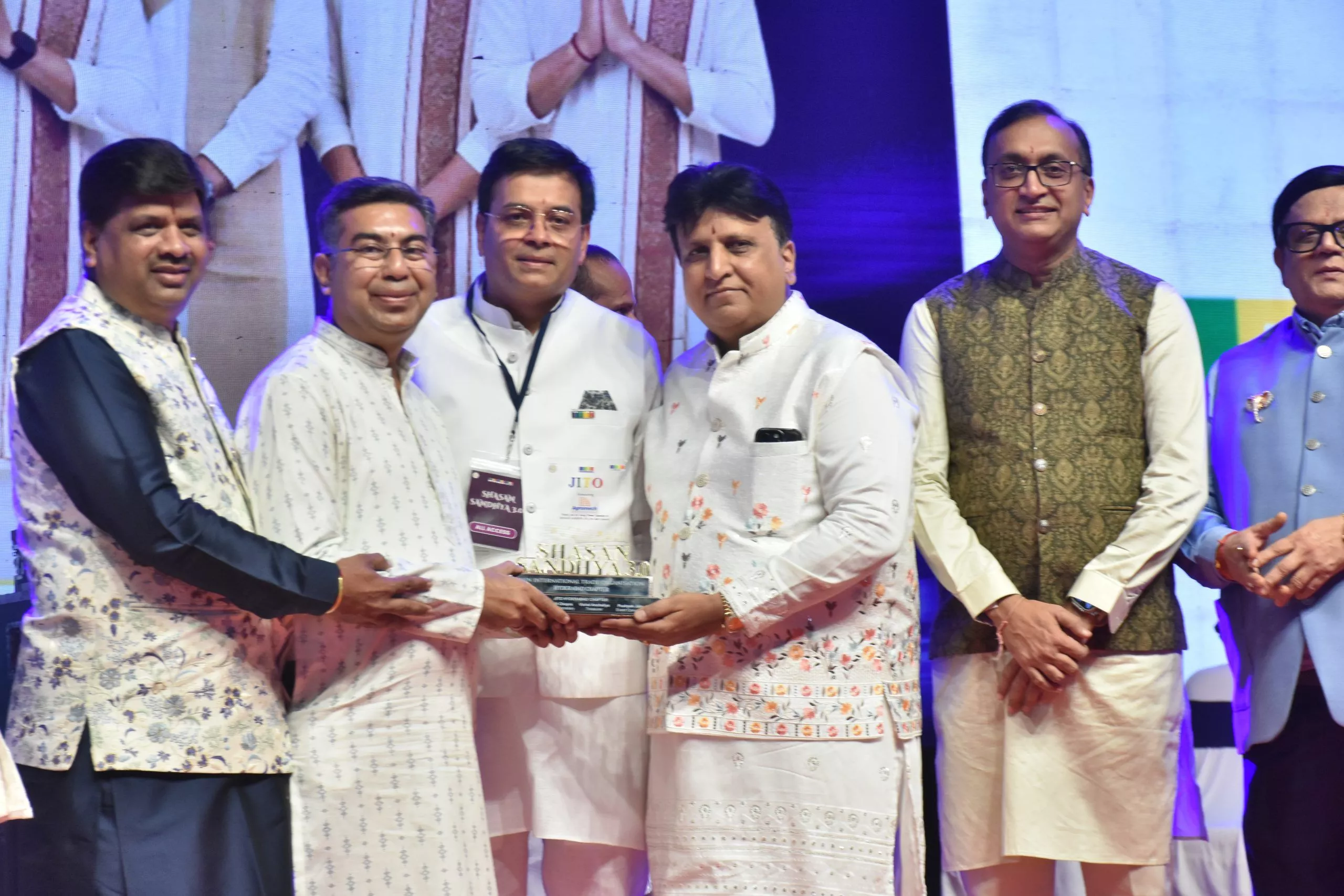 शासन संध्या 3.0 में भक्ति भजनों की प्रस्तुति