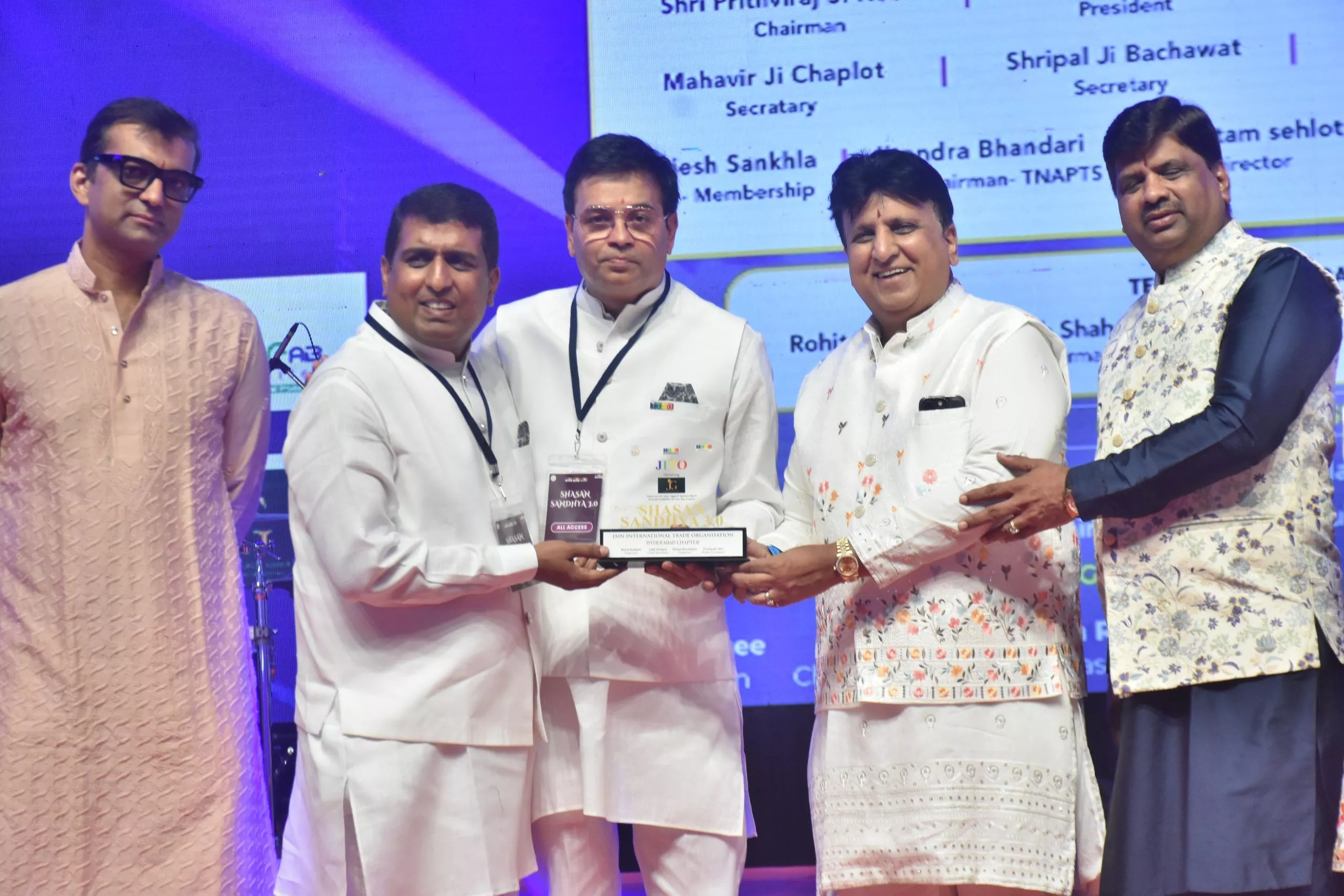 शासन संध्या 3.0 में भक्ति भजनों की प्रस्तुति