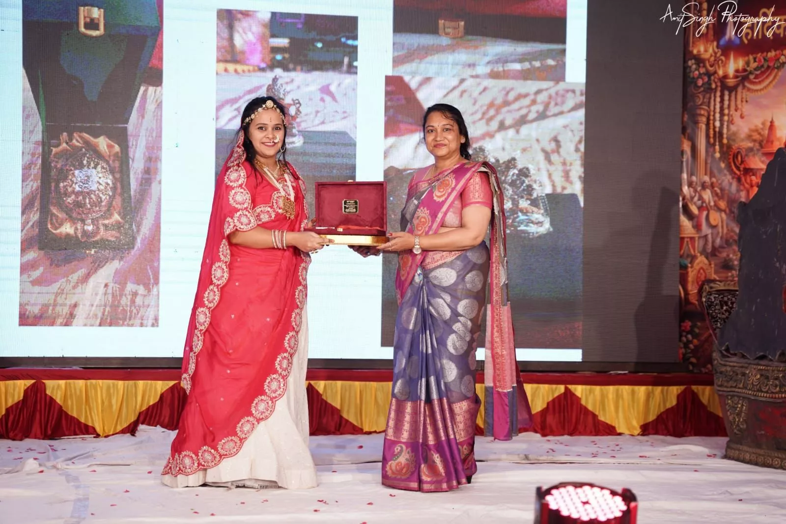 नानी बाई का मायरा महोत्सव में महिला मंडल की प्रस्तुति