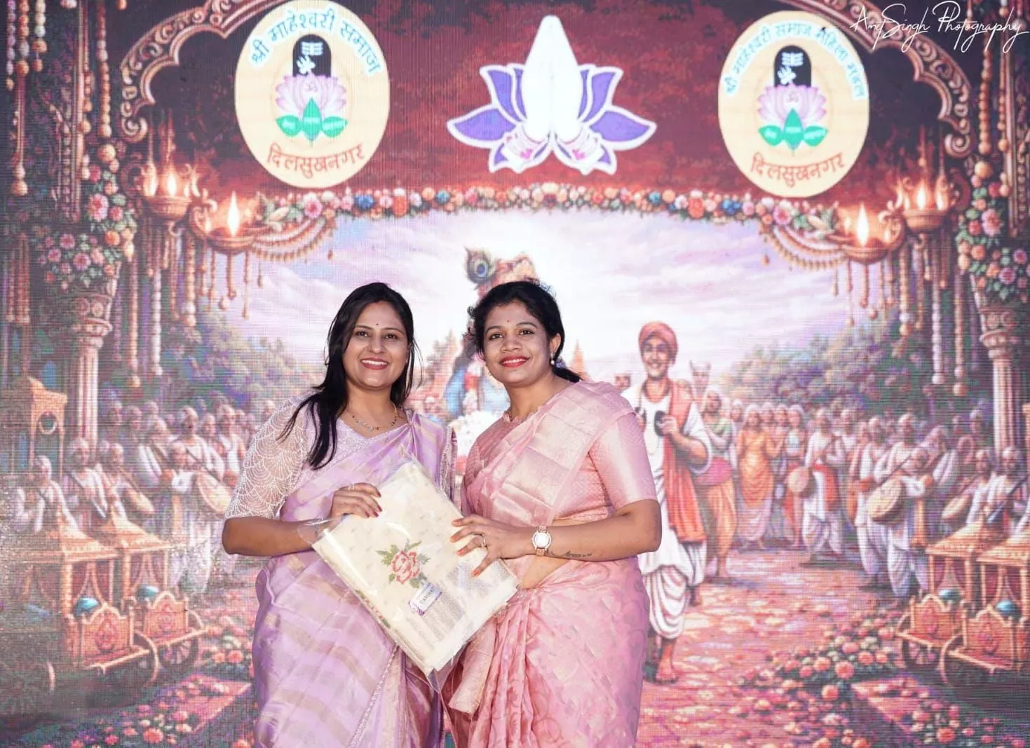 नानी बाई का मायरा महोत्सव में महिला मंडल की प्रस्तुति