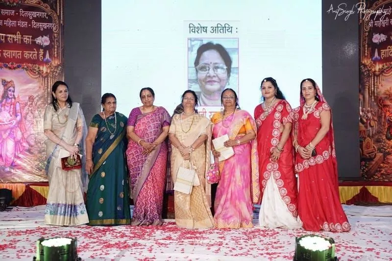 नानी बाई का मायरा महोत्सव में महिला मंडल की प्रस्तुति