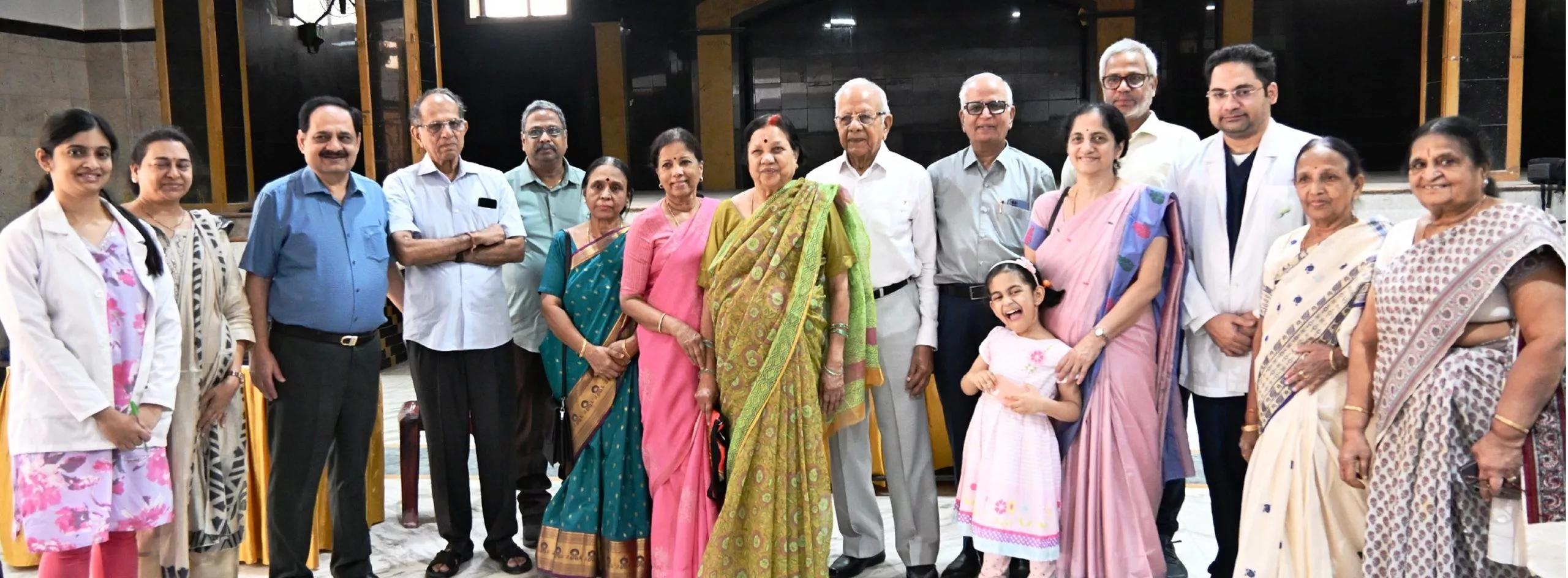 बेगम बाजार में आयोजित निशुल्क नेत्र जांच शिविर