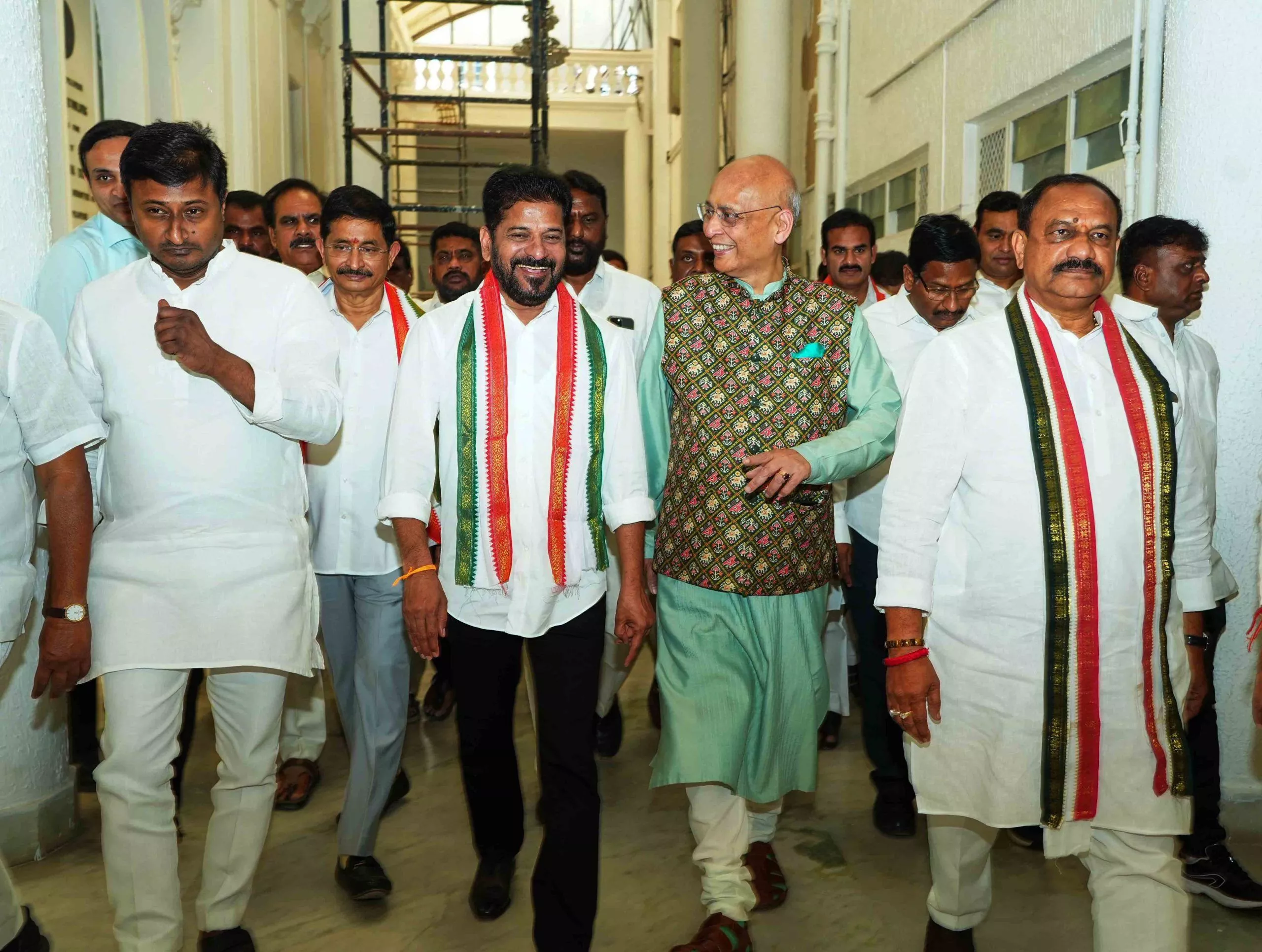 तेलंगाना राज्यसभा चुनाव में कांग्रेस उम्मीदवारों का नामांकन