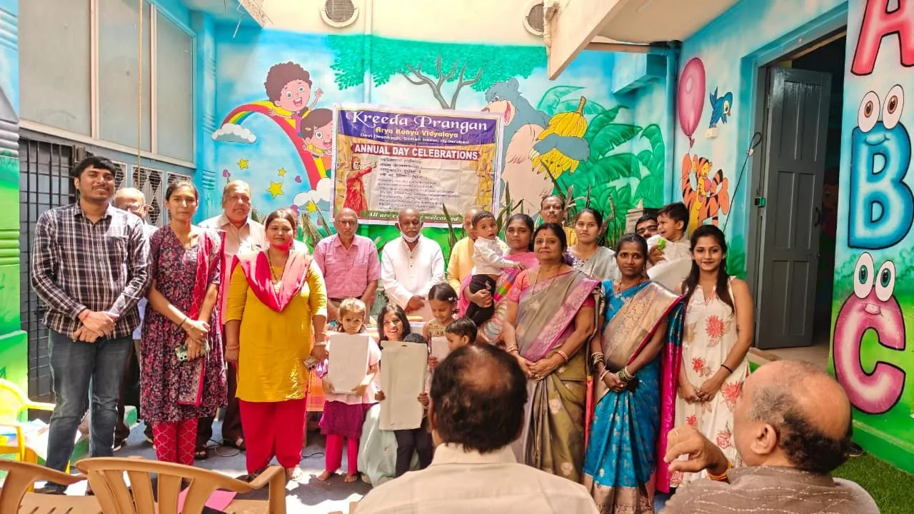 बच्चों ने वार्षिकोत्सव में दी शानदार प्रस्तुति