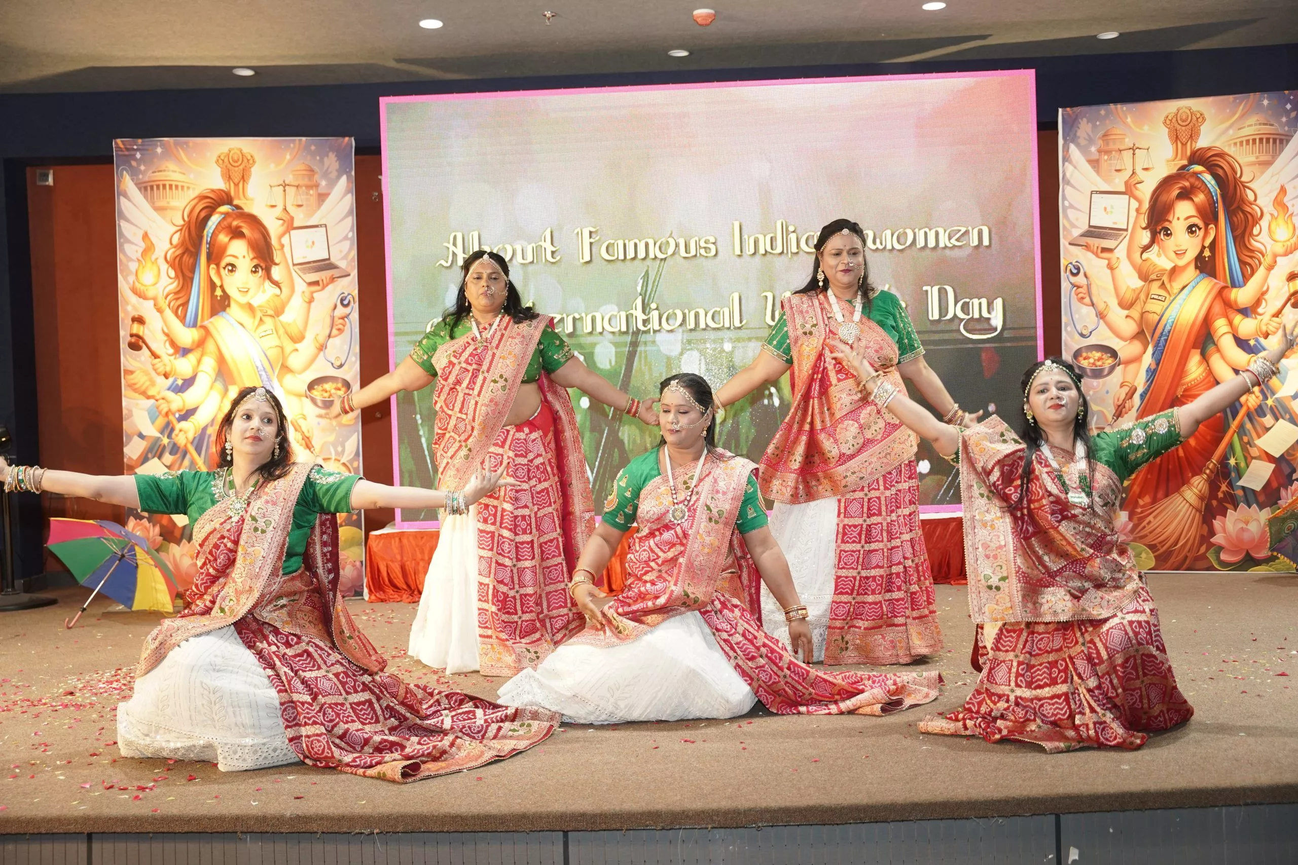 गणगौर उत्सव में महिलाओं का सांस्कृतिक कार्यक्रम