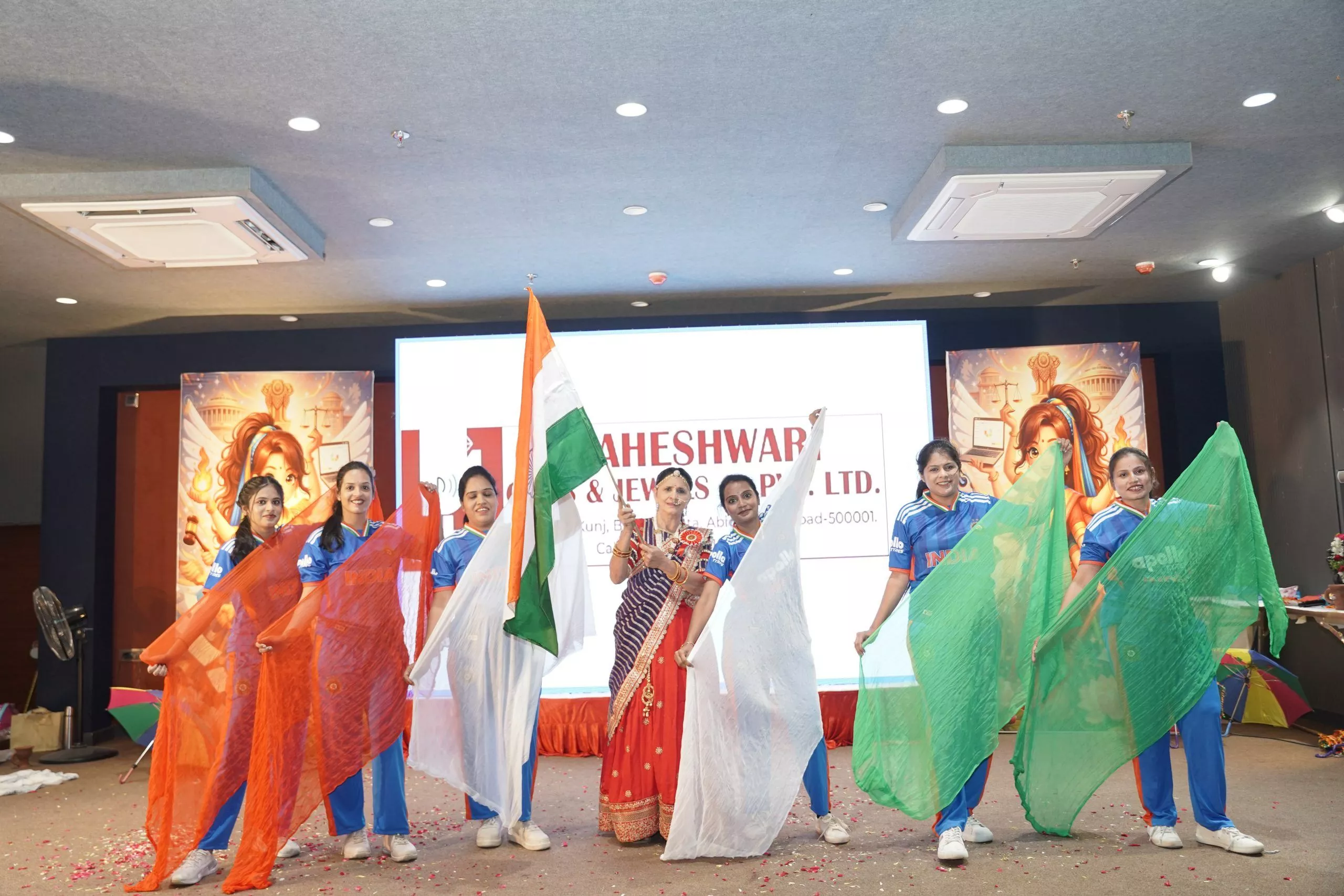 गणगौर उत्सव में महिलाओं का सांस्कृतिक कार्यक्रम