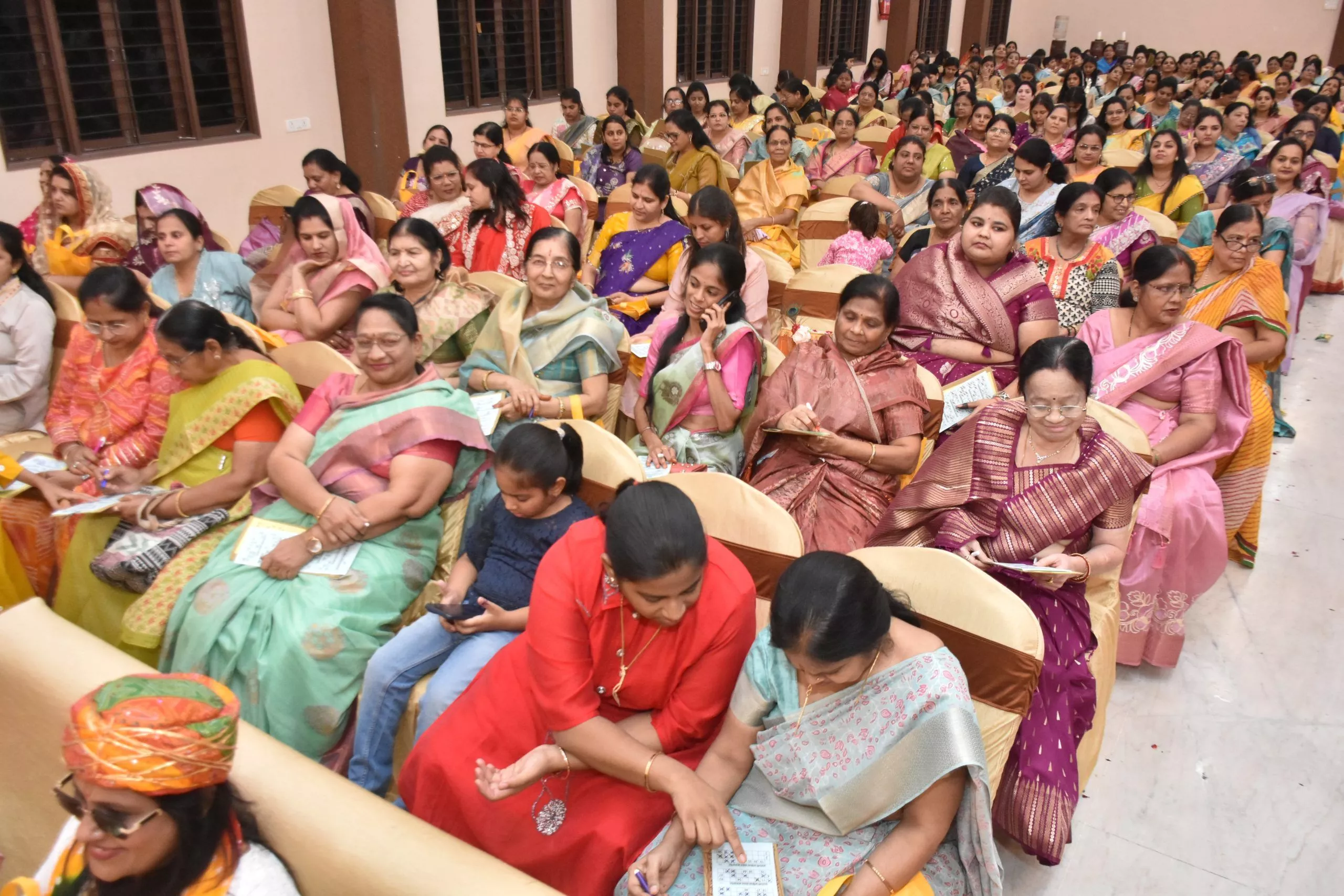 सतरंगी महिला मंडल का हैदराबाद में गणगौर उत्सव