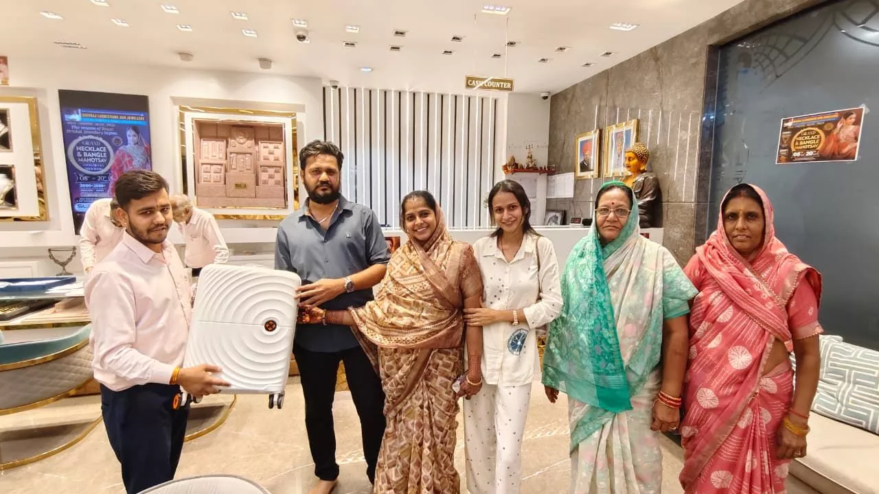 ज्वेलरी महोत्सव में आकर्षक डिजाइनों की झलक