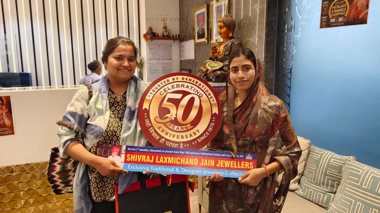 ज्वेलरी महोत्सव में नेकलेस और बैंगल्स कलेक्शन