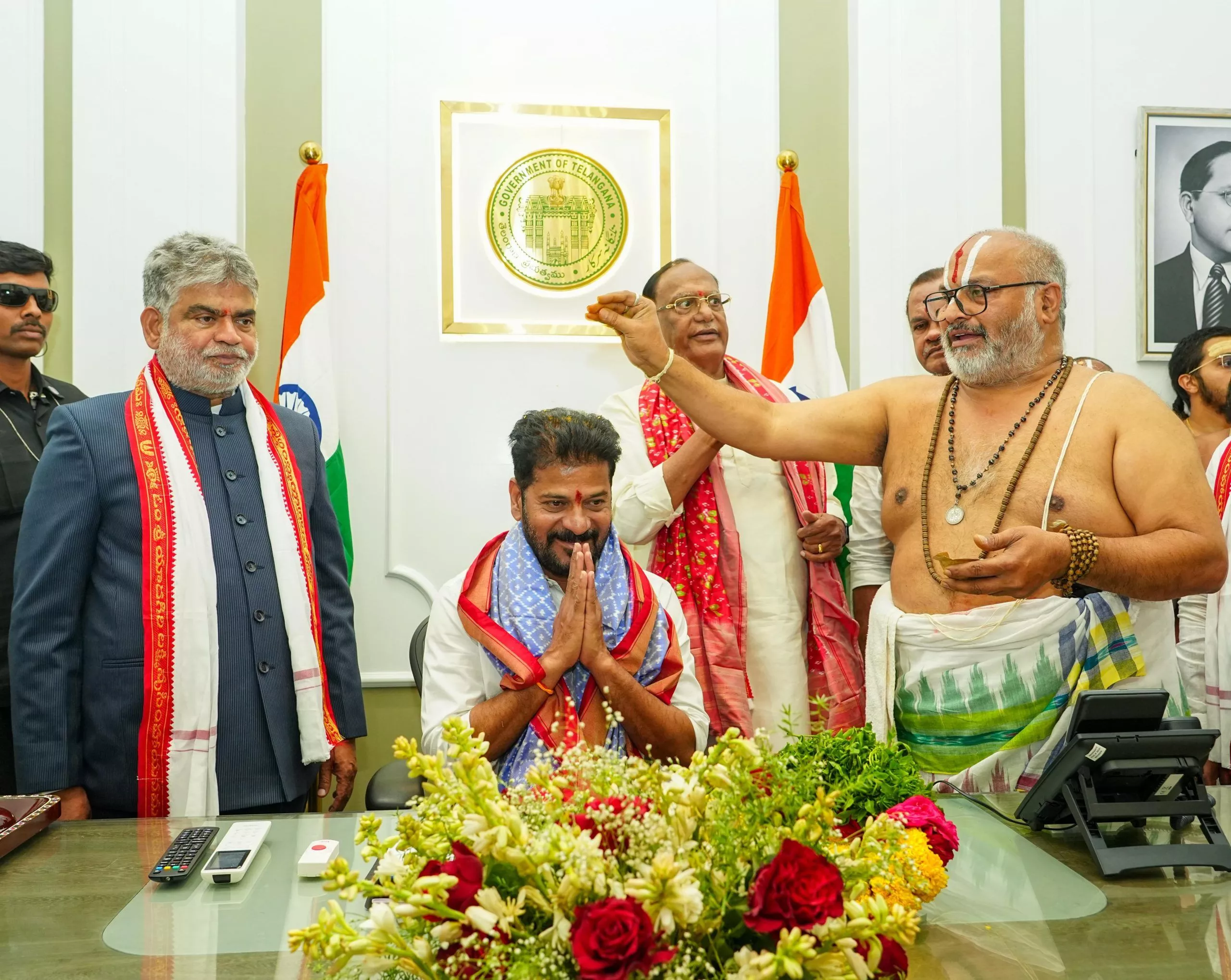 सीएम रेवंत रेड्डी ने विधानसभा परिसर में किया उद्घाटन