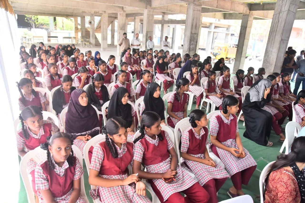 मुशीराबाद स्कूल में एचपीवी वैक्सीन जागरूकता कार्यक्रम