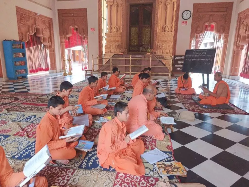 गुरुकुल शिक्षा प्रणाली का इतिहास, पतन और नई शिक्षा नीति में पुनर्जागरण