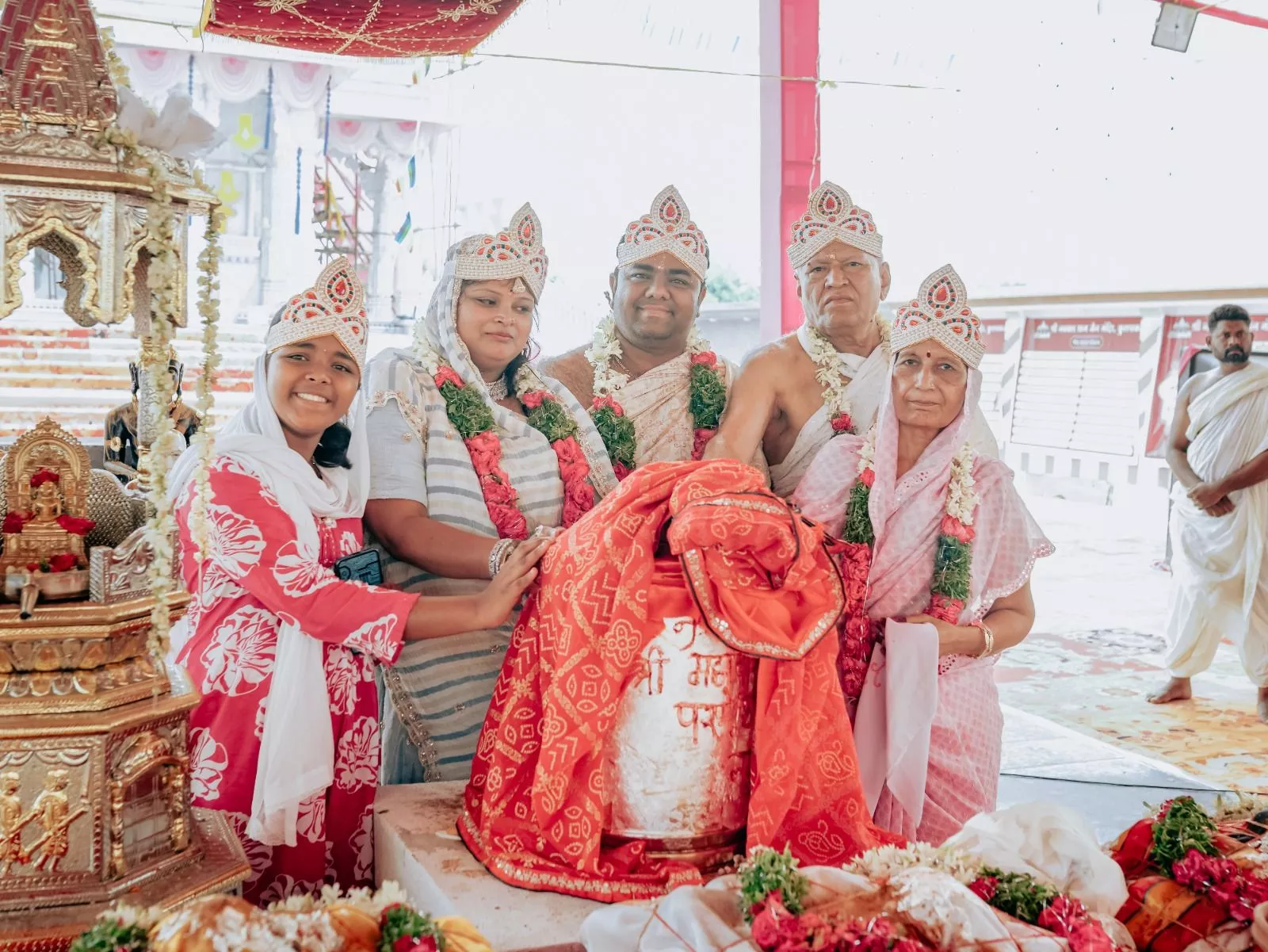 जैन मंदिर में प्रतिष्ठा महोत्सव का आयोजन