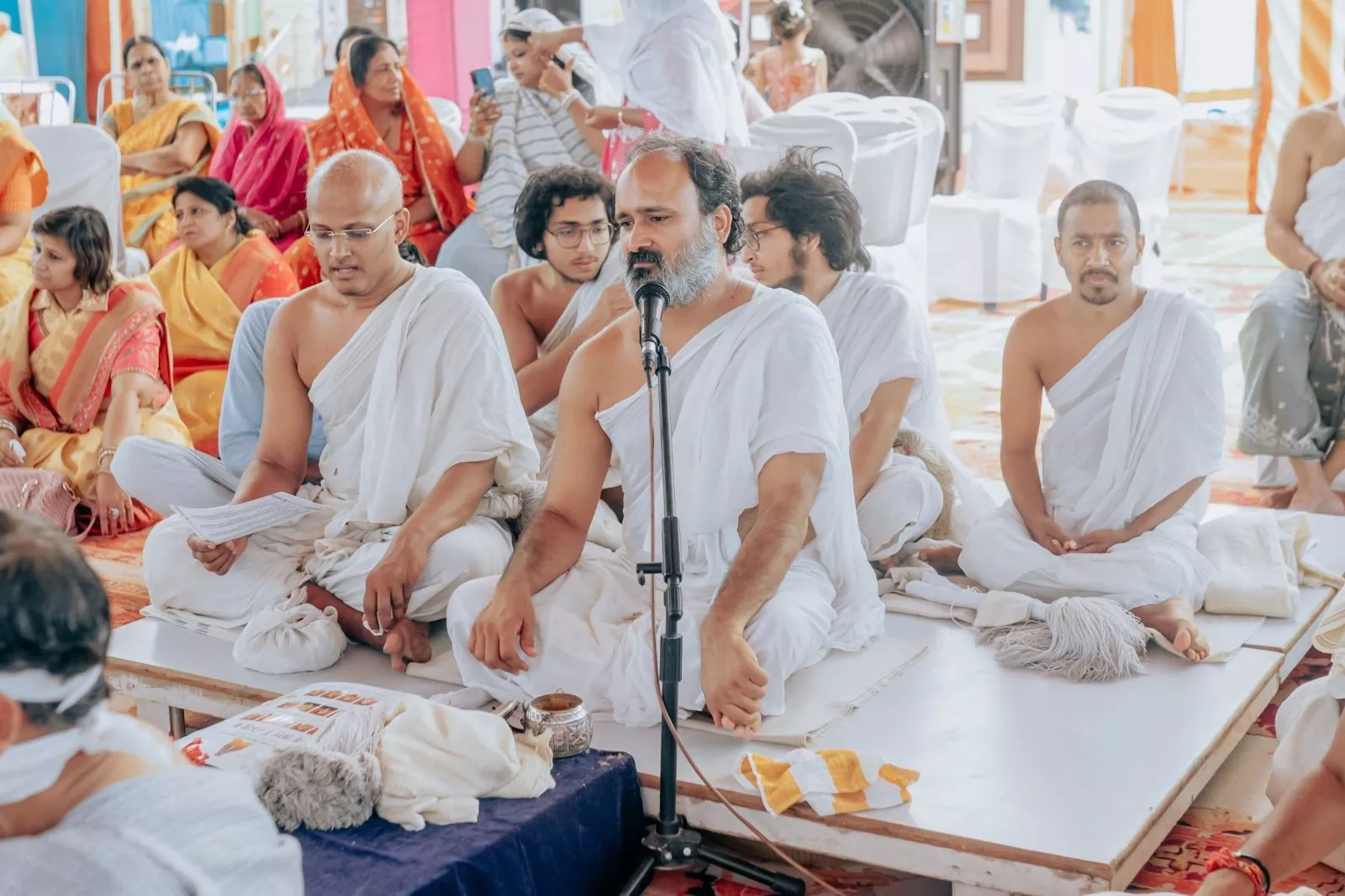 जैन मंदिर में प्रतिष्ठा महोत्सव का आयोजन