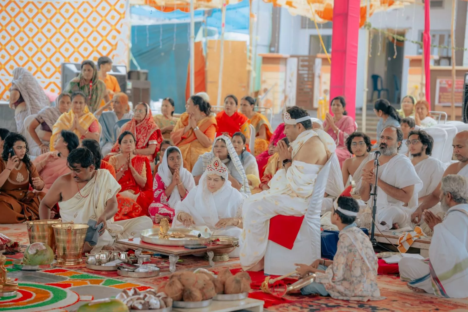 जैन मंदिर में प्रतिष्ठा महोत्सव का आयोजन