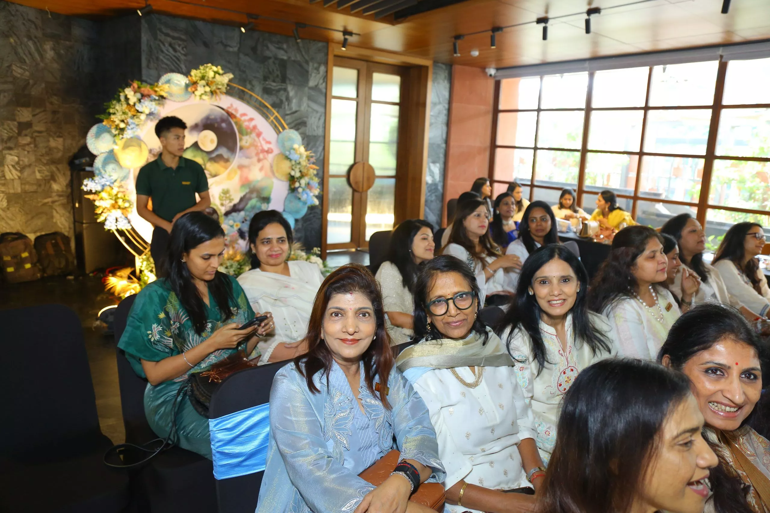 उत्कर्ष की नई टीम ने संभाला कार्यभार