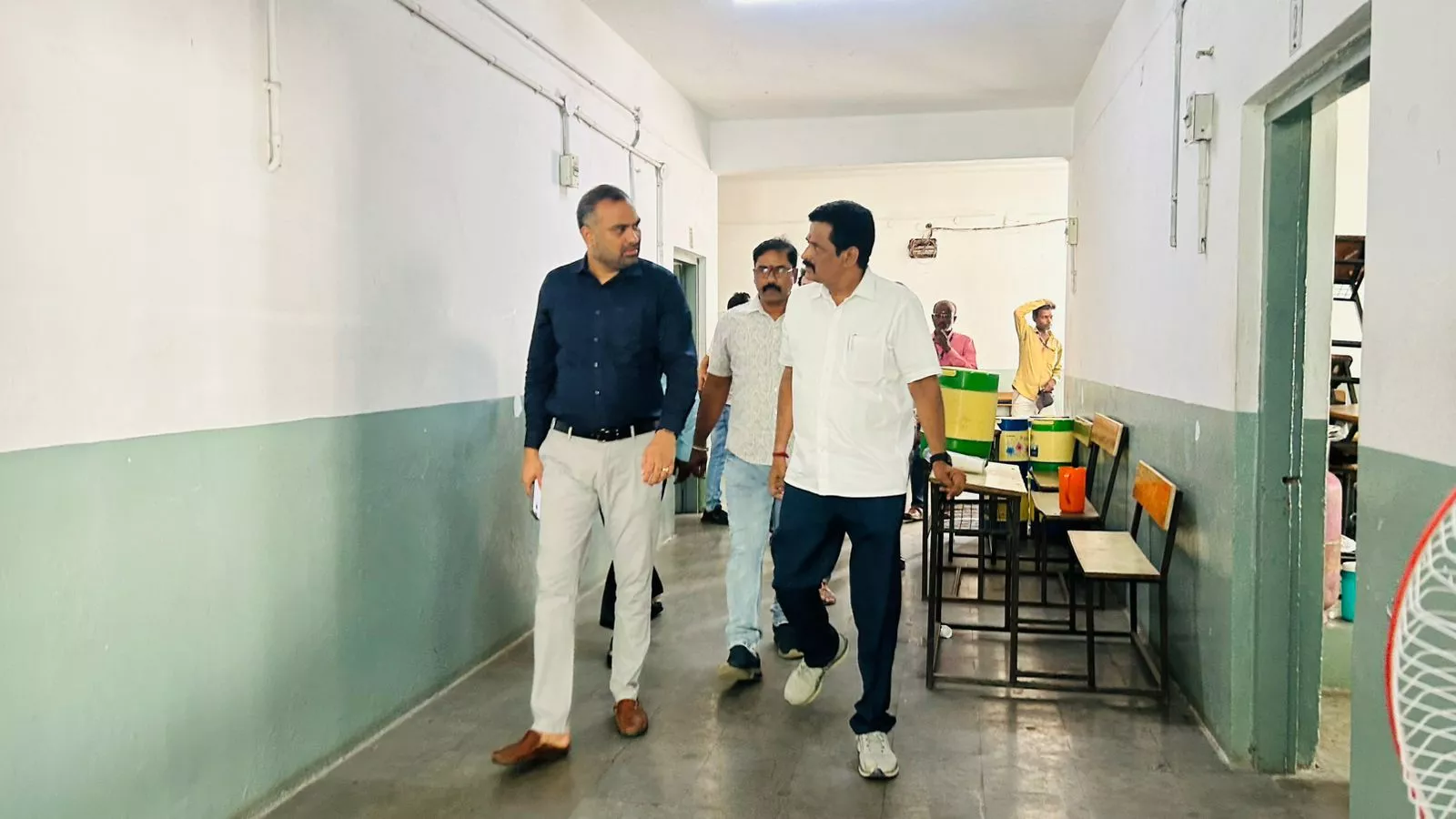 जीएचएमसी आयुक्त ने जनगणना प्रशिक्षण केंद्र का दौरा किया