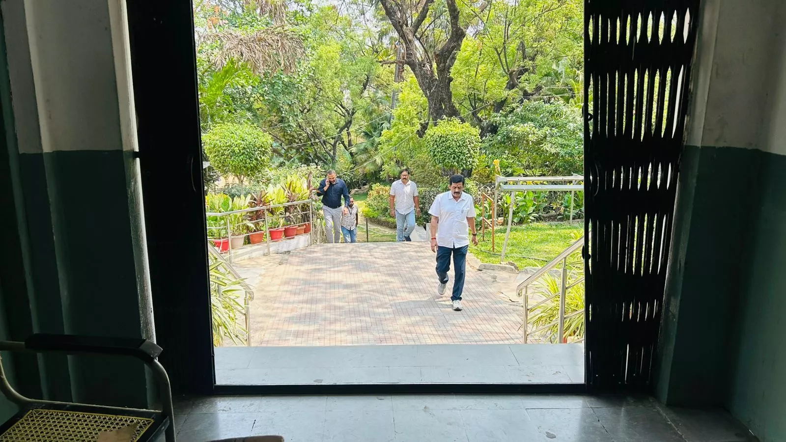 जीएचएमसी आयुक्त ने जनगणना प्रशिक्षण केंद्र का दौरा किया