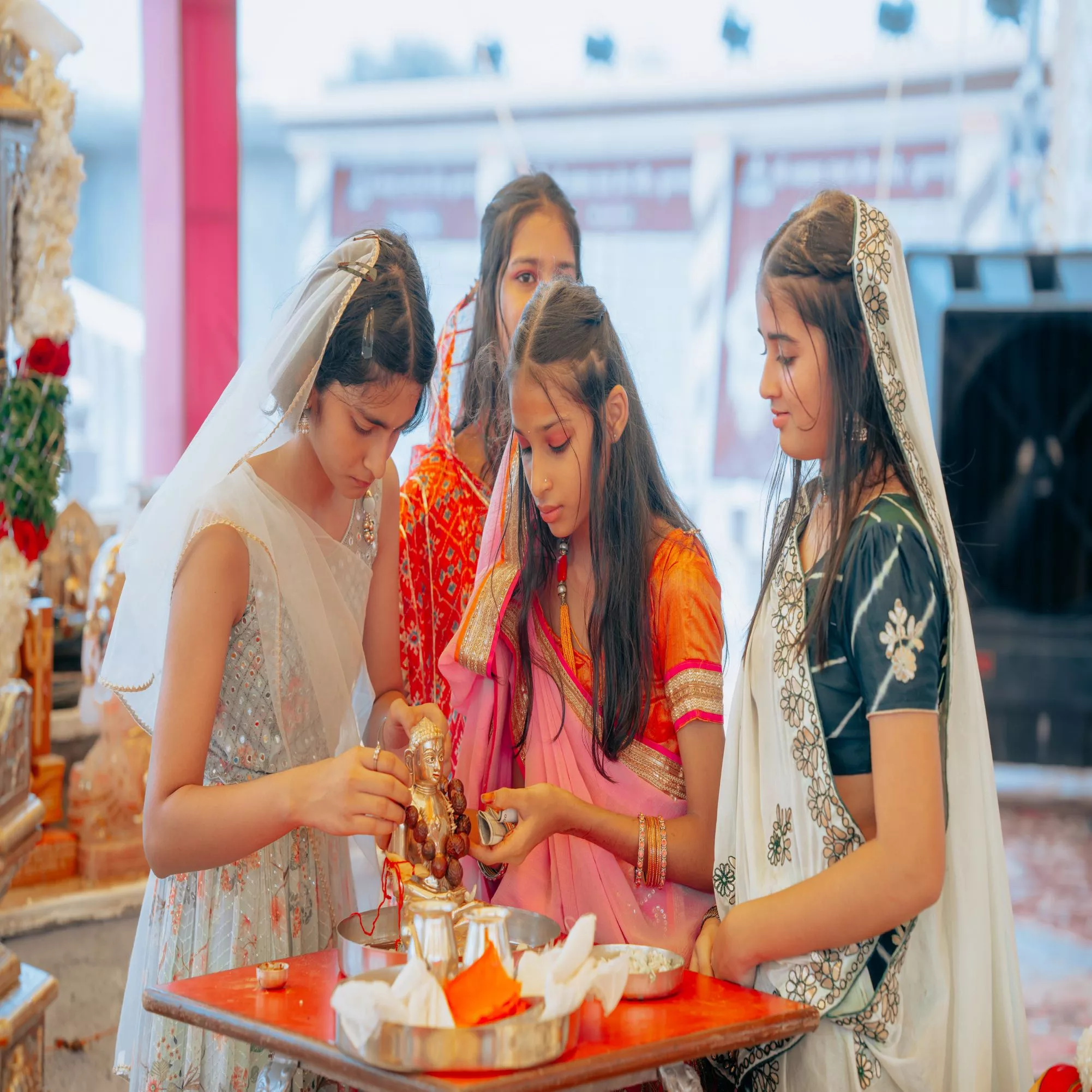 कुलपाक जैन मंदिर में प्रतिष्ठा महोत्सव का धार्मिक अनुष्ठान