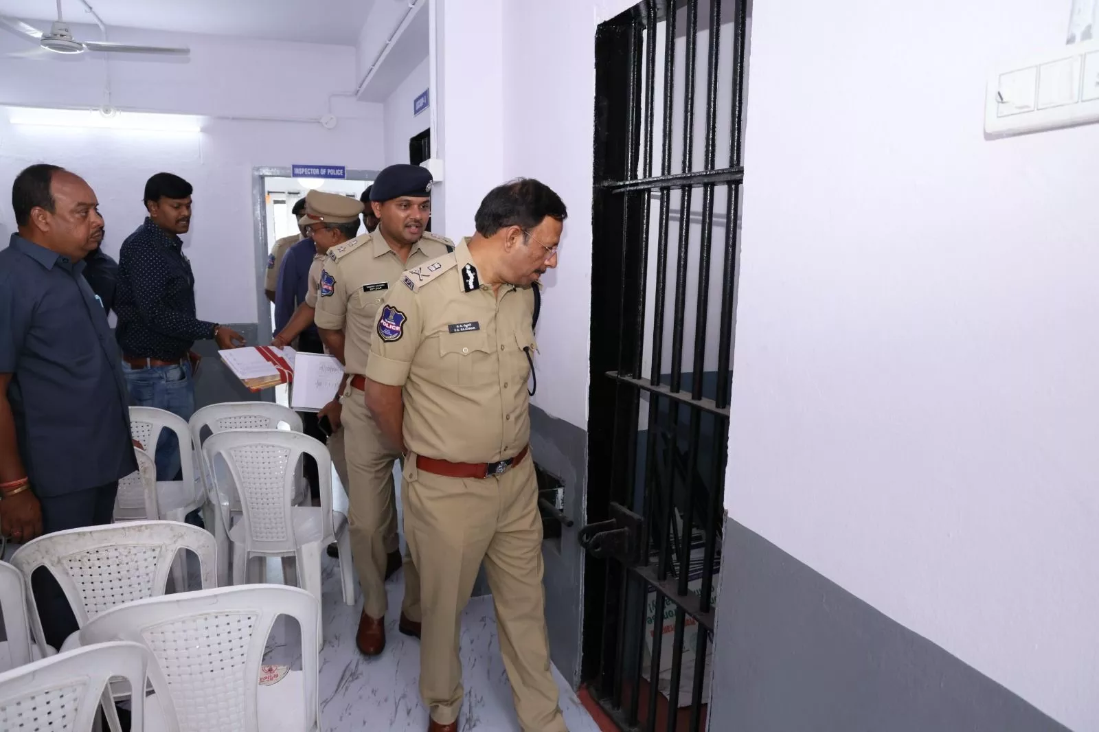 हैदराबाद में मिलावटी खाद्य पर पुलिस अभियान