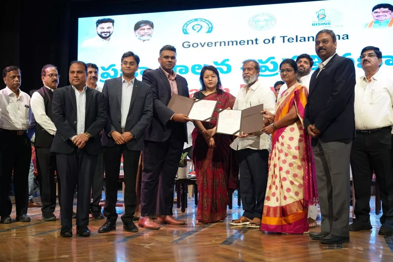 मंत्री दामोदर राजनरसिम्हा स्वास्थ्य दिवस कार्यक्रम को संबोधित करते हुए