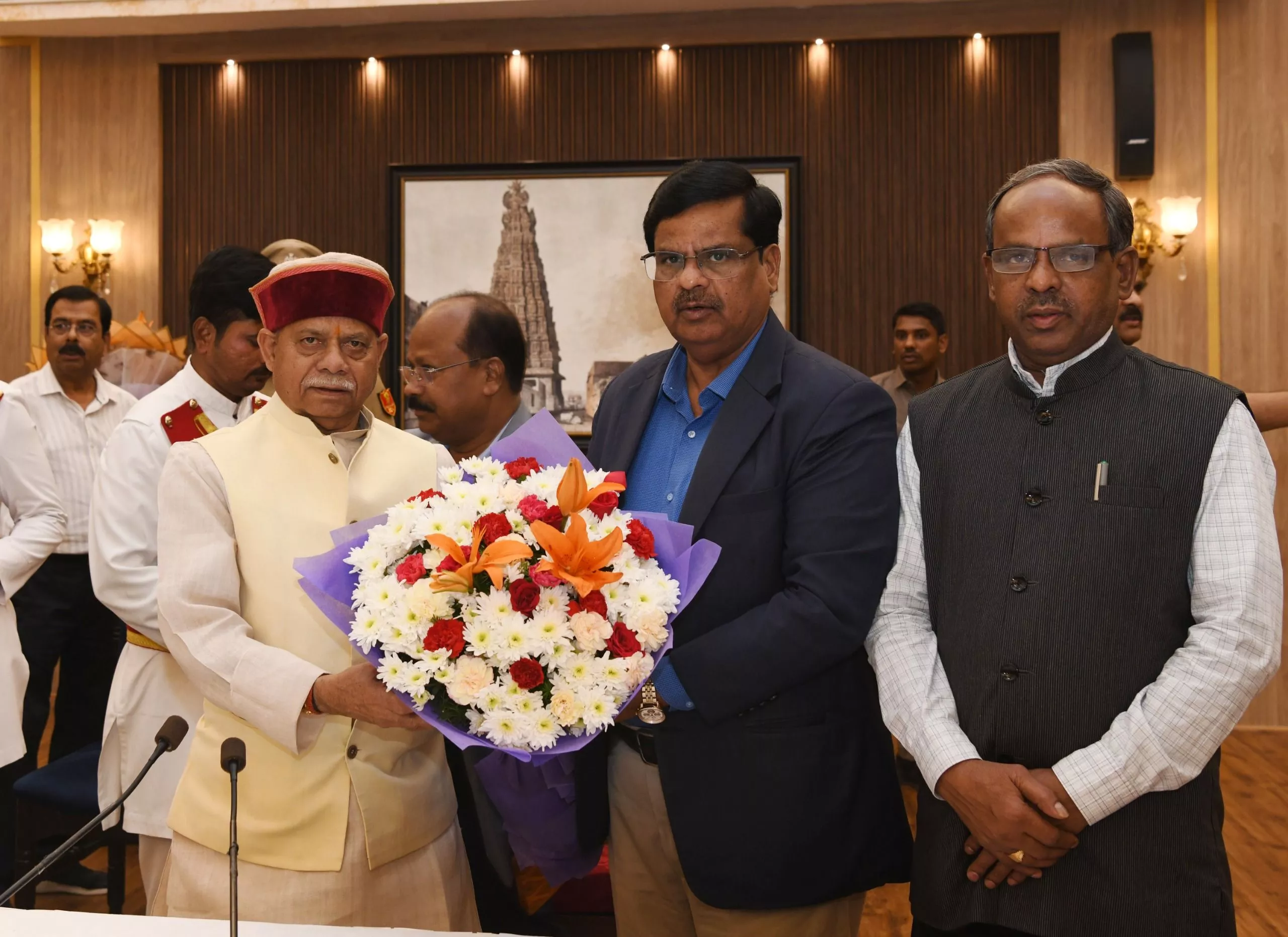 कौशल विकास पर राज्यपाल ने विश्वविद्यालयों को दिए सुझाव