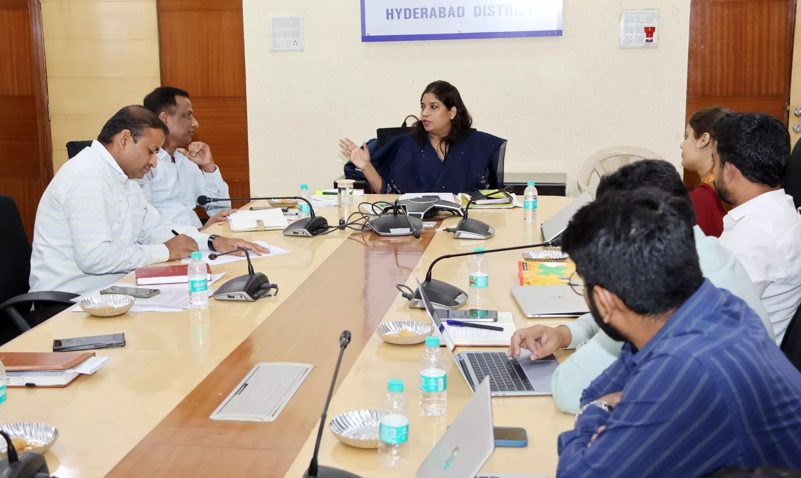 हैदराबाद में ईंधन आपूर्ति पर समीक्षा बैठक