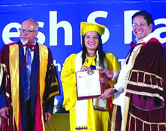 छात्रों को दीक्षांत समारोह में सम्मानित किया गया