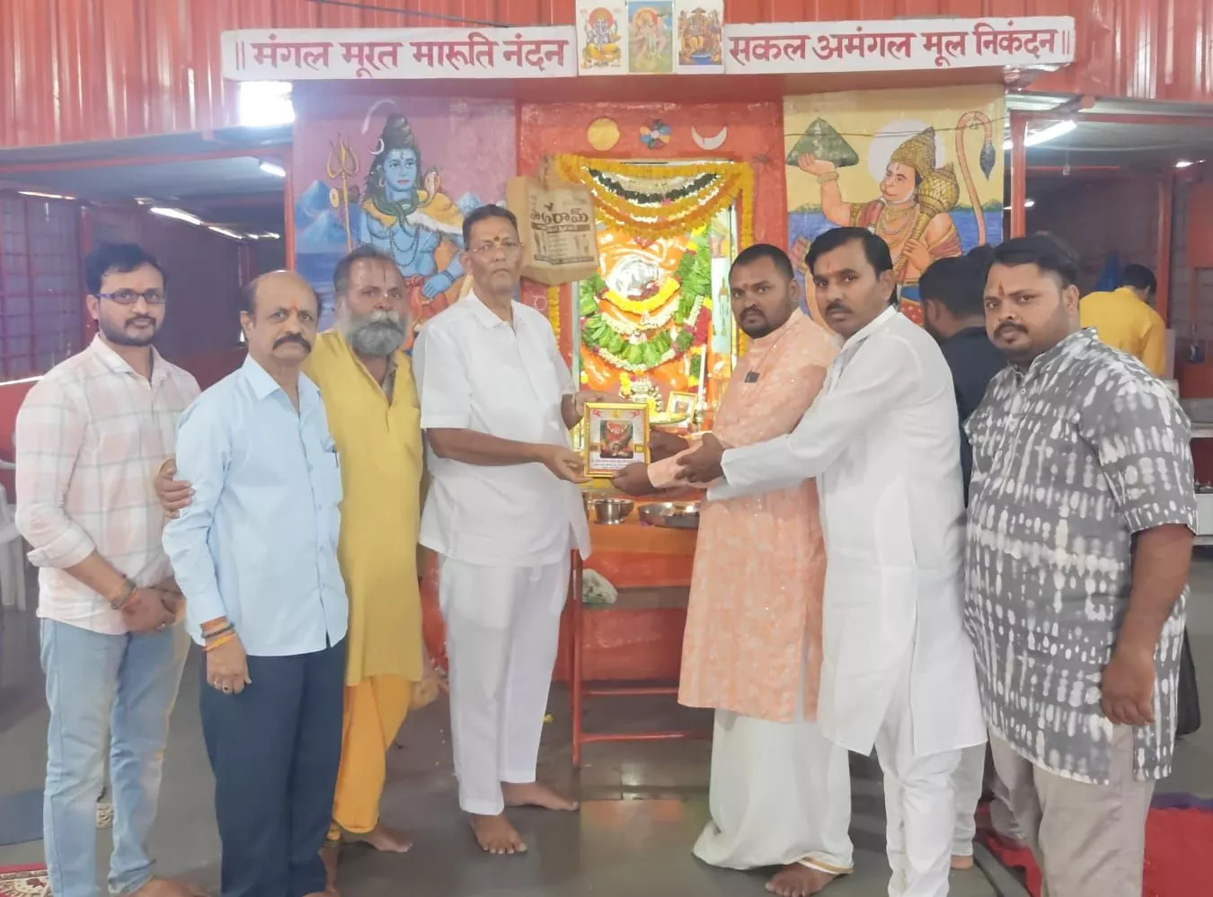 हनुमान जन्मोत्सव पर मंदिर में अखंड पाठ का आयोजन