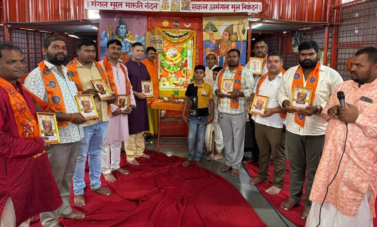 हनुमान जन्मोत्सव पर मंदिर में अखंड पाठ का आयोजन