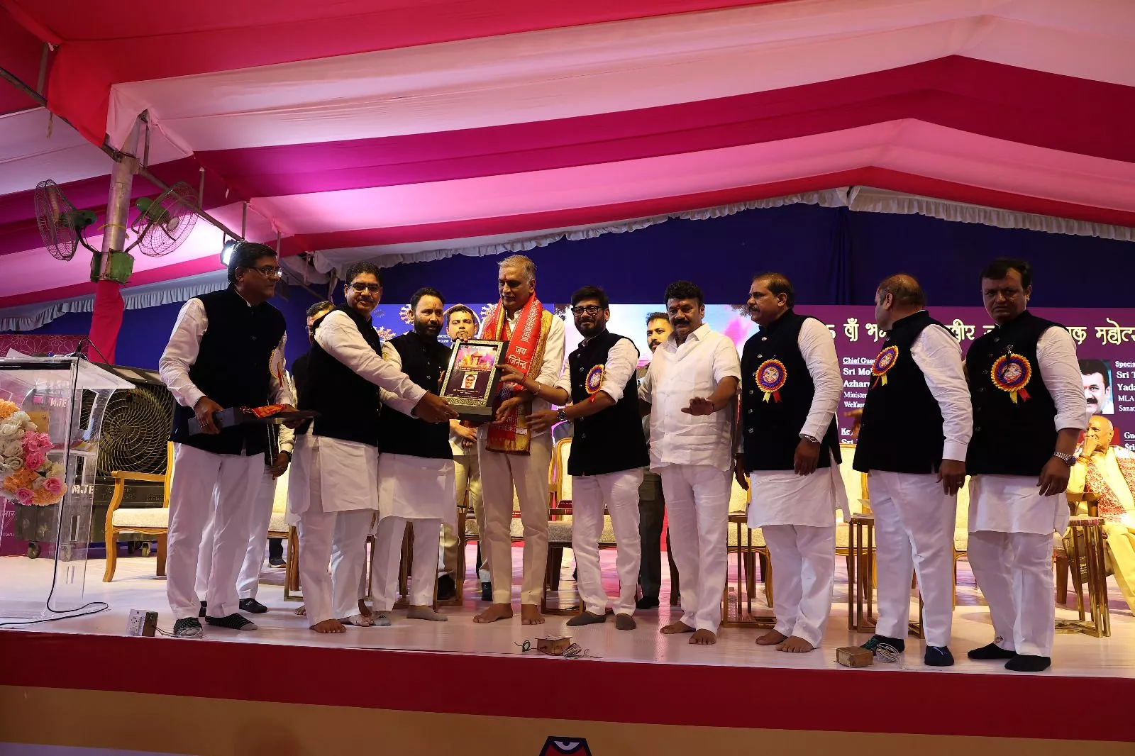 हैदराबाद में महावीर जन्म कल्याणक महोत्सव का दृश्य