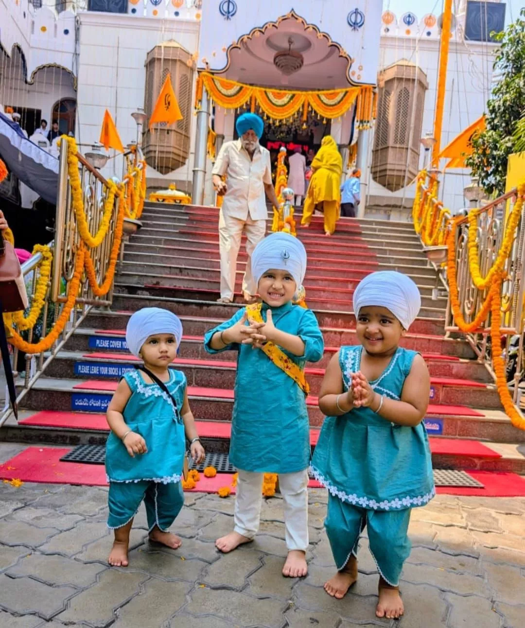 खालसा स्थापना दिवस पर नगर कीर्तन का दृश्य