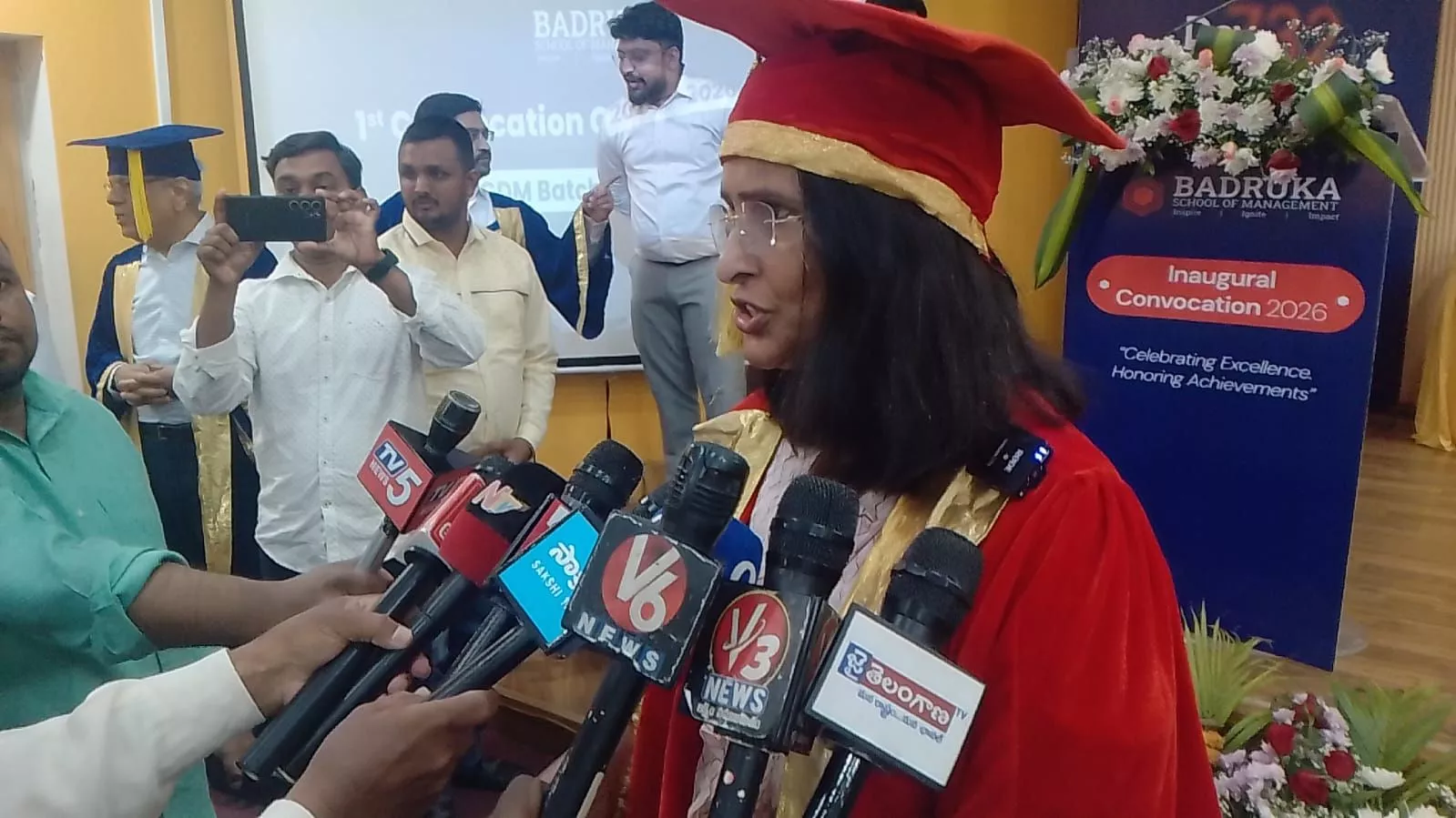 बद्रुका कॉलेज में मनाया गया विदाई एवं वार्षिक दिवस समारोह