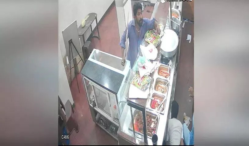 संगारेड्डी में करी विवाद पर हमला