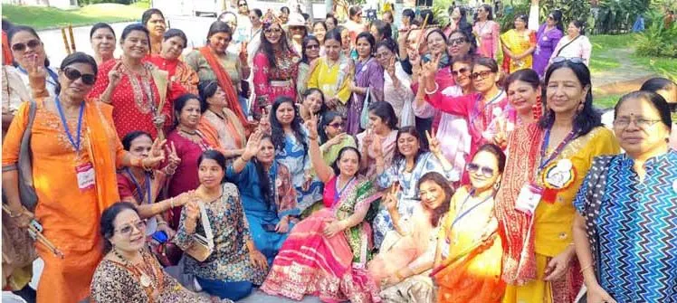 कान्हा वनम रिसॉर्ट में महिलाओं का विश्व मंगल कार्यक्रम