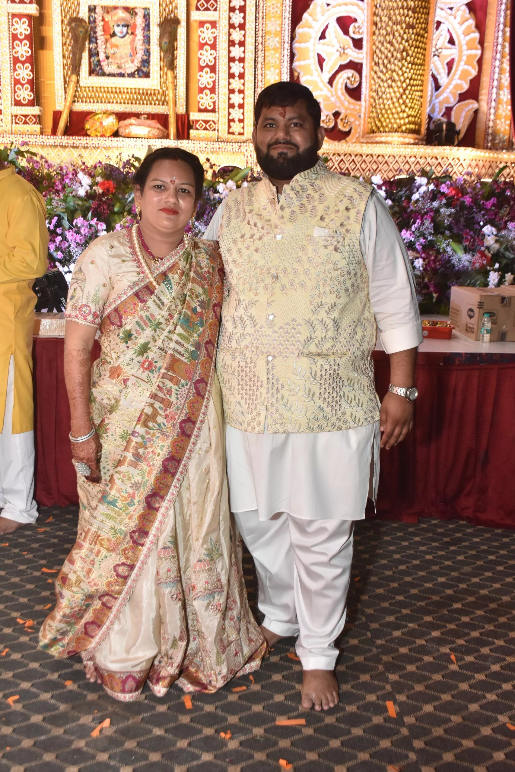 हनुमान जन्मोत्सव के जागरण में भजनों की प्रस्तुति