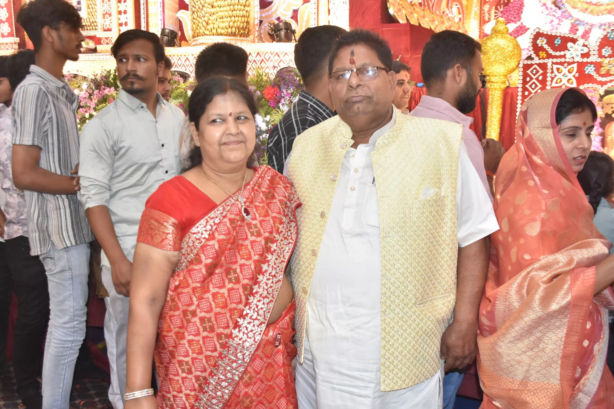 हनुमान जन्मोत्सव के जागरण में भजनों की प्रस्तुति